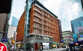 メトロ ホテル ミョンドン